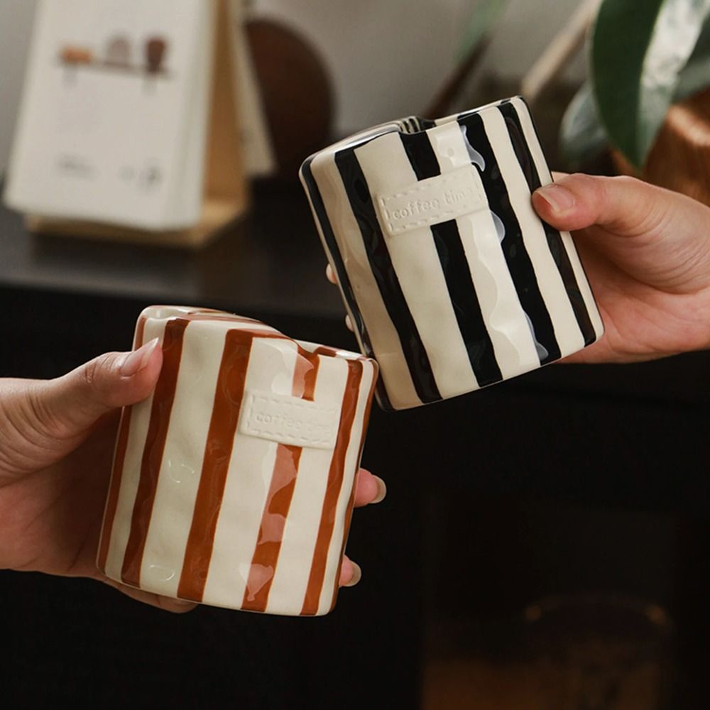 Espresso Cup Saucer - كوب قهوة سيراميك مخطط مرسوم يدويًا،